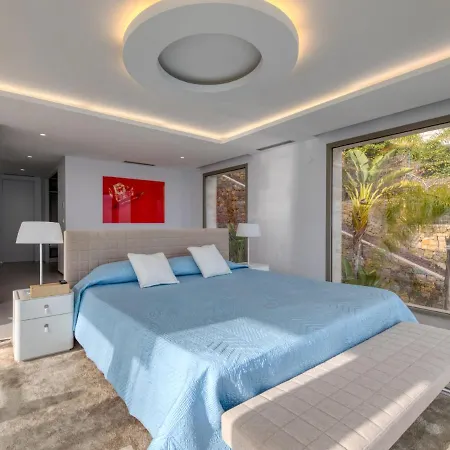 Emma On The Roc By Interhome Villa *