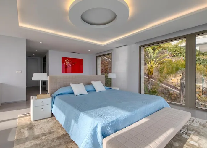 Emma On The Roc By Interhome Villa *